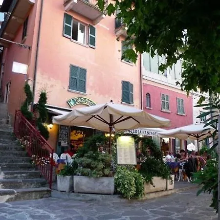 Apartamento Sleeps 4 Pool